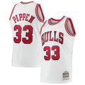 Fenge C.Bulls #33 Scottie Pippen Mitchell & Ness White Hardwood Classics Swingman Jerseys